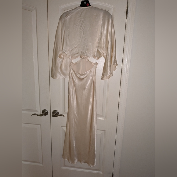 11. NWOT SHONA JOY LA LUNE TIE FRONT BIAS MIDI DRESS IN CREAM - Picture 8 of 11